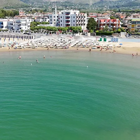 Hotel Bajamar Formia